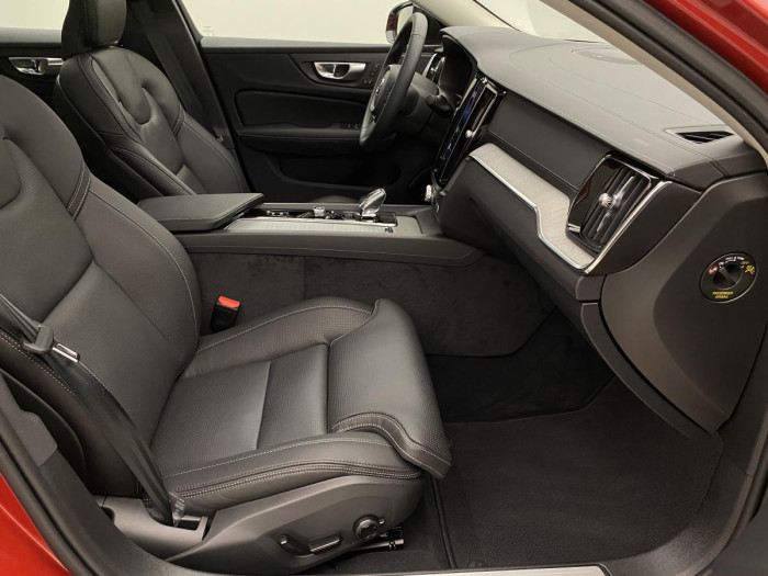 Volvo S60 B5 AWD AUT DARK ULTIMATE