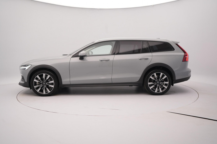 Volvo V60 CC B5 AWD PLUS AUT 1.maj