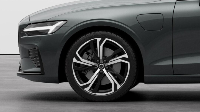 Volvo V60 T6 AWD RECHARGE DARK PLUS AUT
