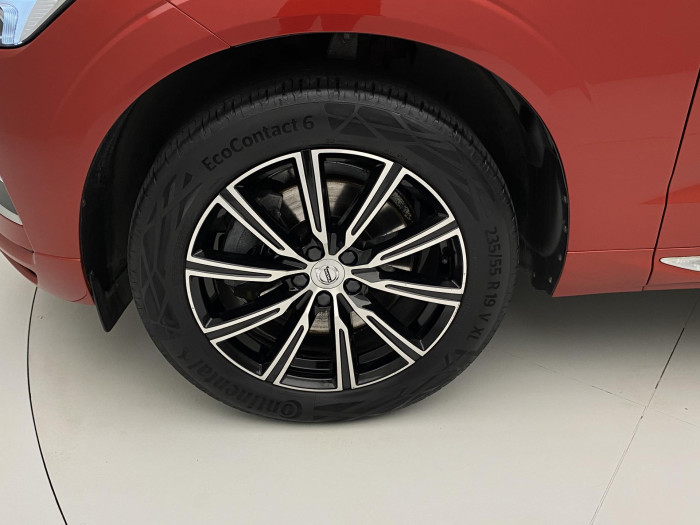 Volvo XC60 B4 AWD INSCRIPTION AUT CZ