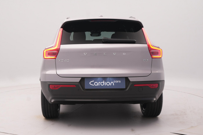 Volvo XC40 B3 AUT DARK PLUS