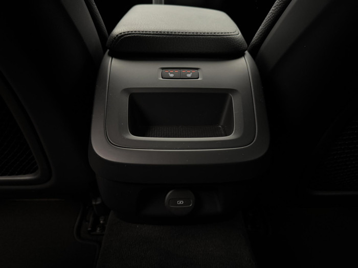 Volvo V60 CC B4 AWD MOMENTUM AUT 2.0 CC CC Momentum