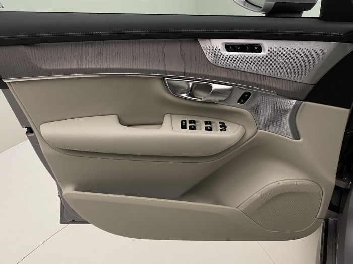 Volvo XC90 T8 AWD RECHARGE BRIGHT PLUS 7m