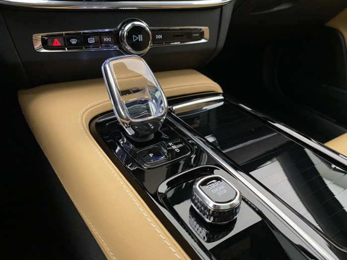 Volvo V90 T8 AWD Plug-in BRIGHT ULTRA