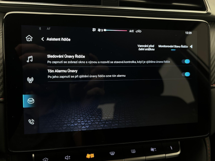 MG ZS EMOTION PLUS 1.5DVVT CZ 1.maj.