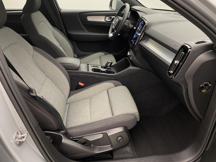 Volvo XC40 T2 CORE AUT CZ