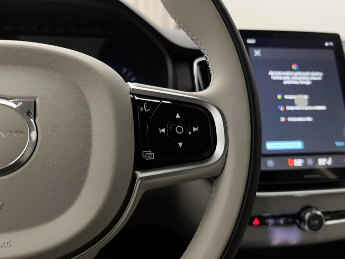 Volvo XC90 B5 AWD DARK PLUS AUT