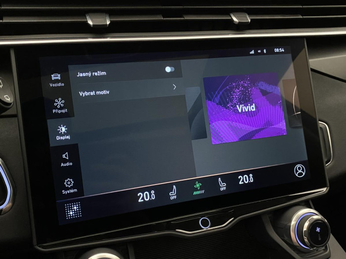 Lynk & Co 01 PHEV DCT AUT 1.maj. REZERVACE