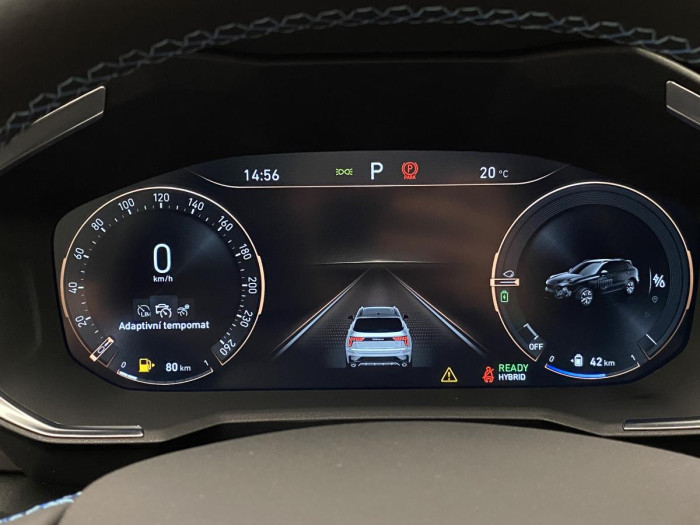 Lynk & Co 01 PHEV DCT AUT REZERVACE