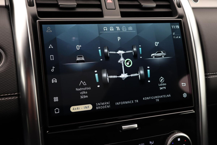 Land Rover Discovery D250 R-DYNAMIC SE REZERVACE 3.0 d Dynamic SE