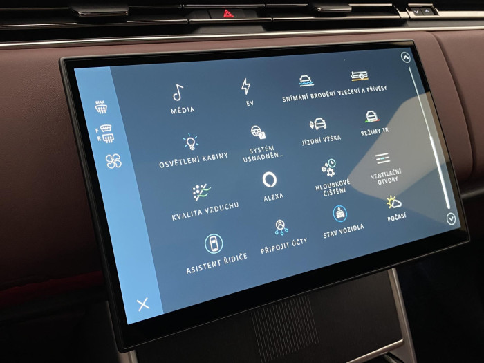 Land Rover Range Rover P550e AUTOBIOGRAPHY