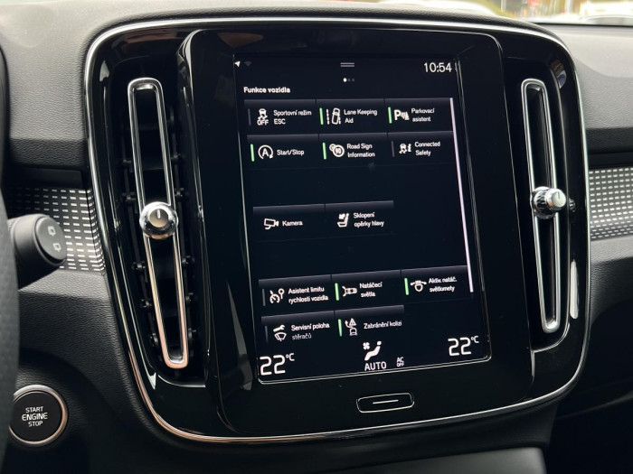 Volvo XC40 D4 AWD R-DESIGN Aut 1.maj. 2.0 d