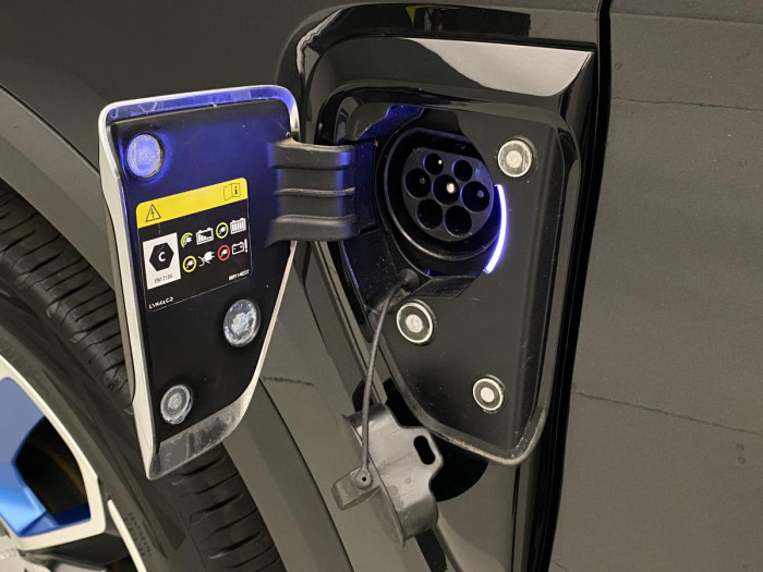 Lynk & Co 01 PHEV DCT AUT REZERVACE