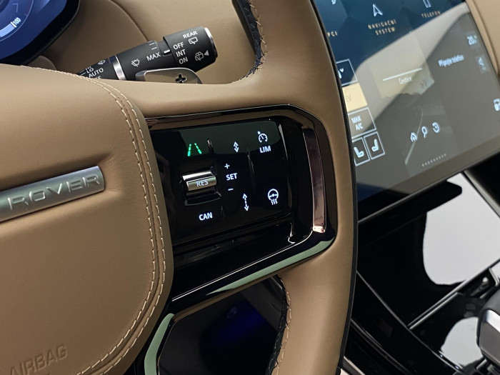 Land Rover Range Rover Sport P550e AUTOBIGRAPHY AWD