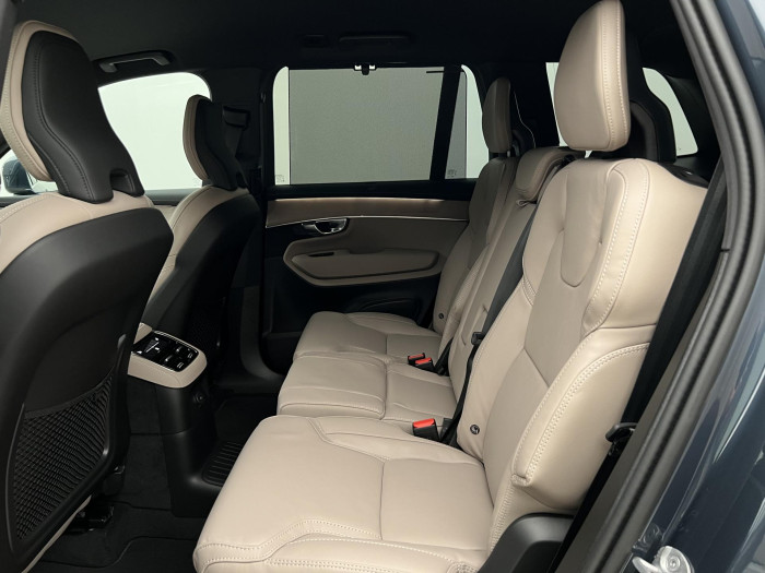 Volvo XC90 T8 AWD RECHARGE BRIGHT PLUS