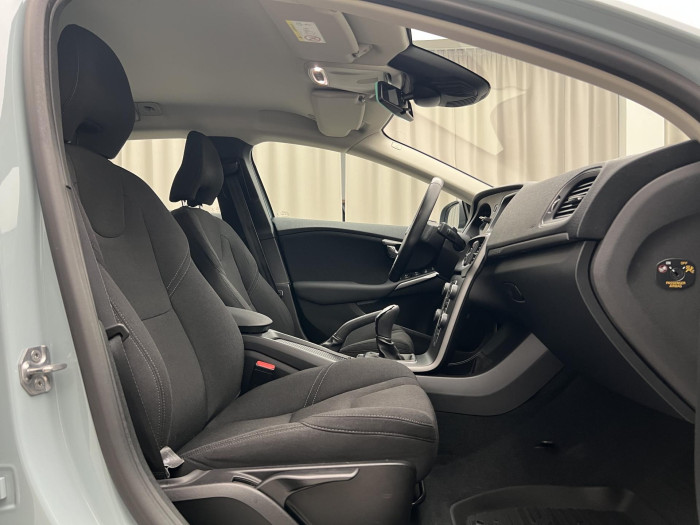 Volvo V40 CC D3 NEZ.TOPENÍ 2.0 d CC CC