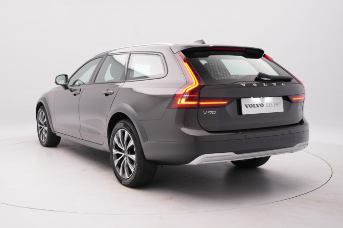 Volvo V90 CC B4 AWD PLUS AUT REZERVACE