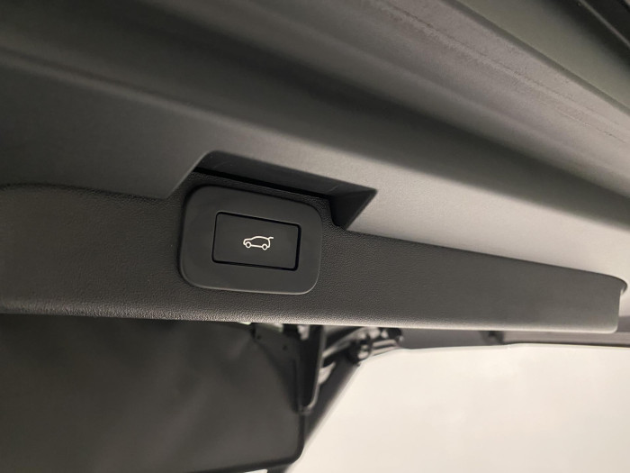 Land Rover Discovery D250 DYNAMIC SE AWD AUT 3.0 d Dynamic SE