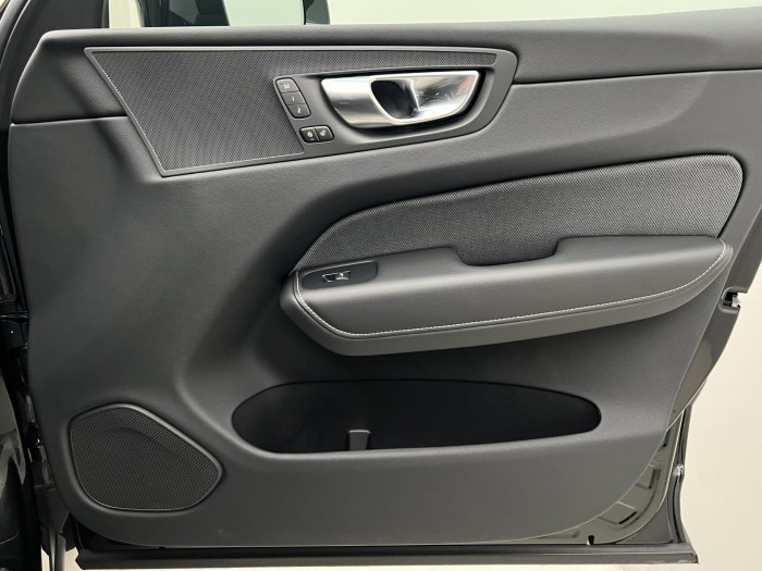 Volvo XC60 B5 AWD BLACK EDITION PLUS AUT