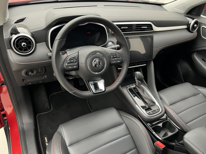 MG ZS 1.0T EXCLUSIVE AUT CZ 1.maj. 1.0 Exclusive