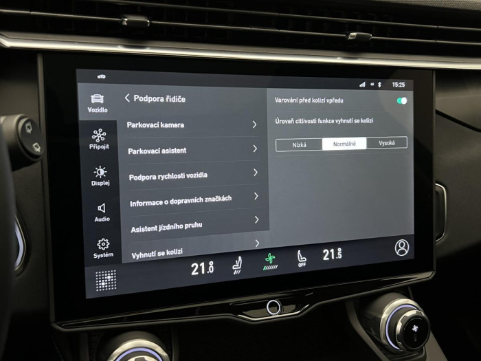 Lynk & Co 01 PHEV DCT 1.maj.