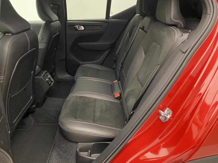 Volvo XC40 T4 AWD R-DESIGN AUT