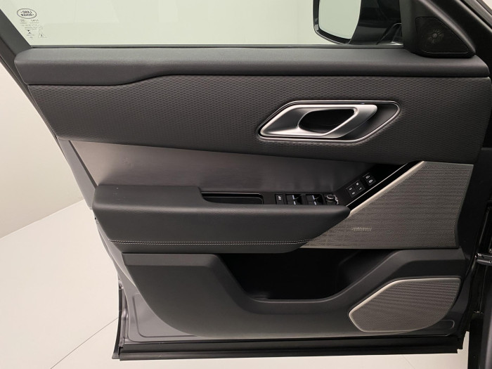 Land Rover Range Rover Velar D300 SE AWD AUT   REZERVACE 3.0 d SE