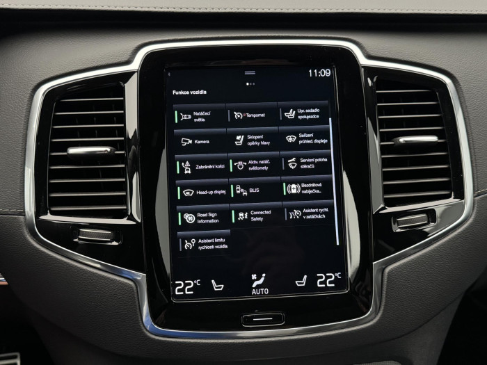 Volvo XC90 B6 AWD R-DESIGN CZ 7 míst