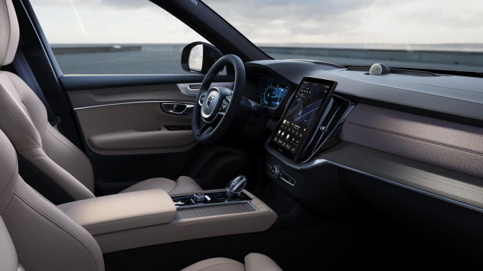 Volvo XC90 B5 AWD DARK ULTRA AUT