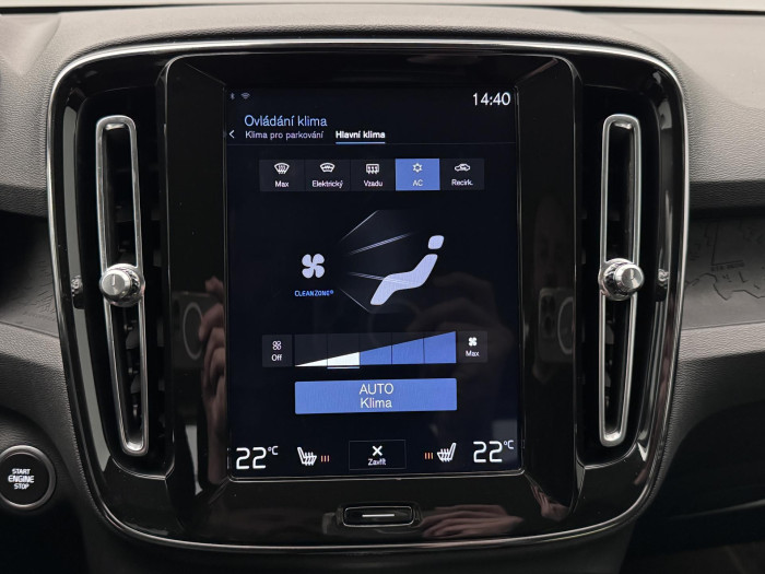 Volvo XC40 T4 AWD MOMENTUM CZ 2.0 Momentum