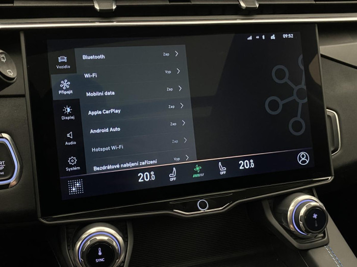 Lynk & Co 01 PHEV DCT AUT REZERVACE