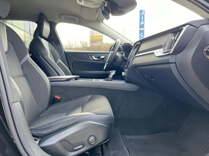 Volvo V60 D4 MOMENTUM Aut 1.maj. 2.0 d Momentum