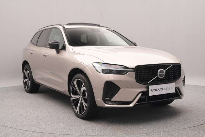 Volvo XC60 B5 AWD DARK PLUS AUT