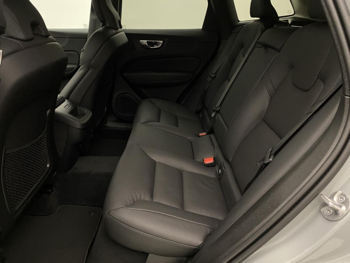 Volvo XC60 B4 AWD AUT DARK PLUS 2.0 Plus