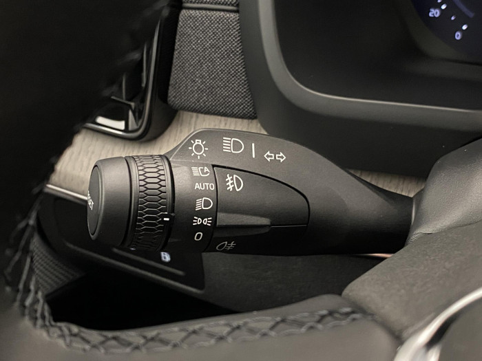 Volvo XC90 T8 AWD RECHARGE DARK PLUS 7m