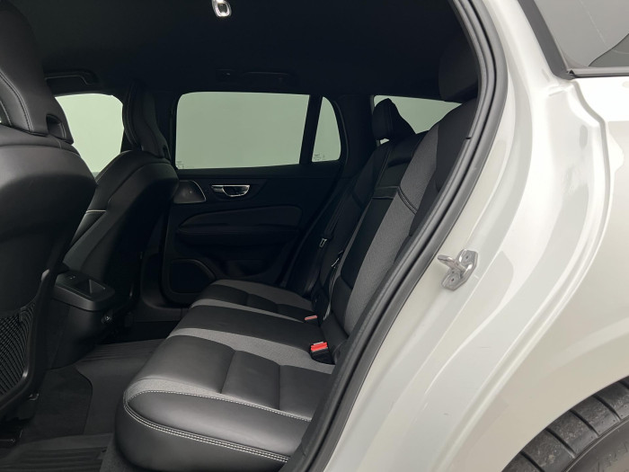 Volvo V60 D3 AWD R-DESIGN AUT 2.0 d