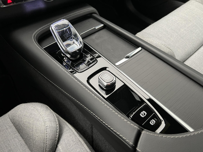 Volvo XC90 T8 AWD RECHARGE ULT. BRIGHT