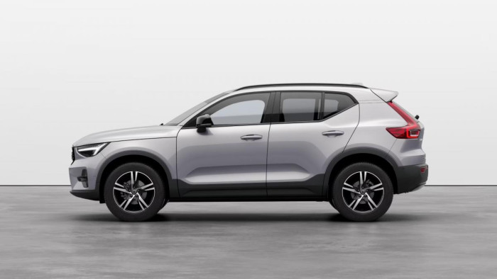 Volvo XC40 B3 AUT DARK PLUS