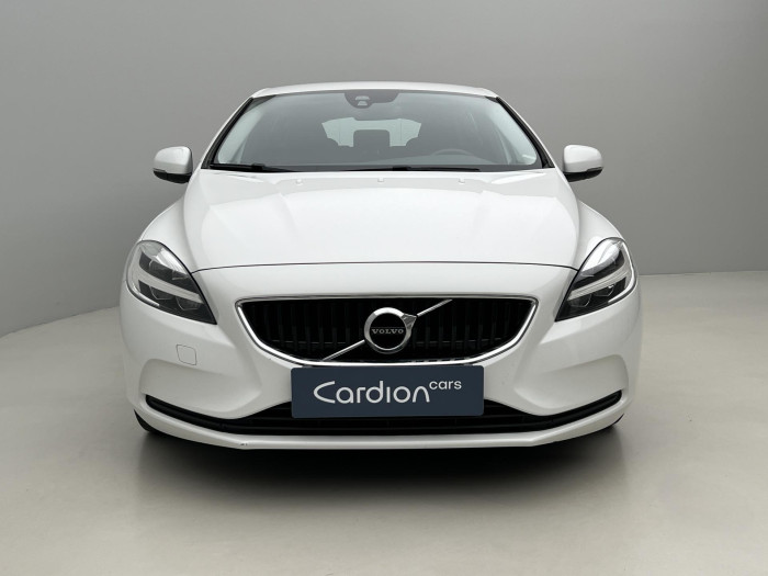Volvo V40 T2 MOMENTUM AUT CZ 1.5 Momentum