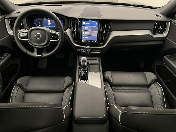 Volvo XC60 B5 AWD BLACK EDITION PLUS AUT