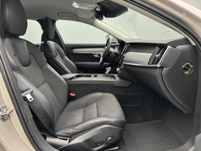 Volvo V90 D4 MOMENTUM AUT 2.0 d Momentum
