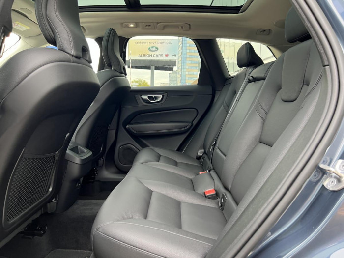 Volvo XC60 B4 AWD DARK PLUS Aut 1.maj. 2.0 Plus