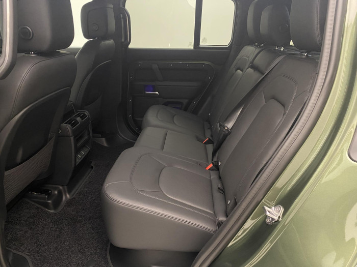 Land Rover Defender 110 D350 X-DYNAMIC HSE AWD AUT 3.0 d Dynamic