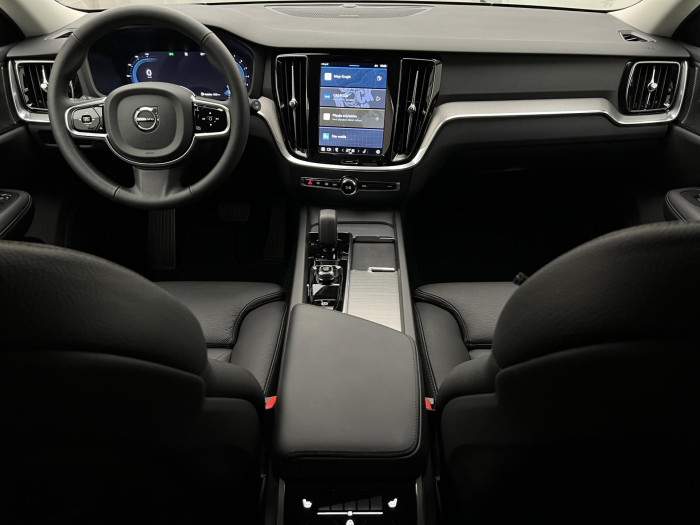Volvo V60 CC B5 AWD PLUS BRIGHT AUT