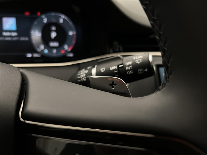 Land Rover Range Rover Evoque D200 DYNAMIC SE AWD Aut 2.0 d Dynamic SE