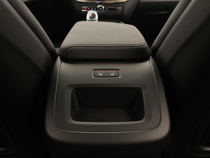 Volvo XC60 B5 AWD AUT DARK PLUS