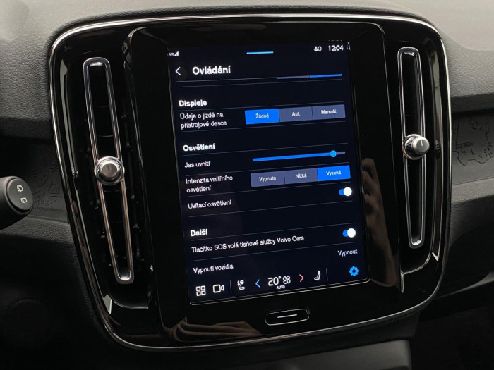 Volvo XC40 PURE ELECTRIC RECHARGE PLUS Plus