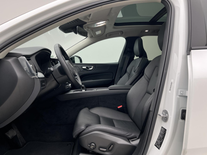 Volvo XC60 T6 AWD RECHARGE PLUS DARK AUT