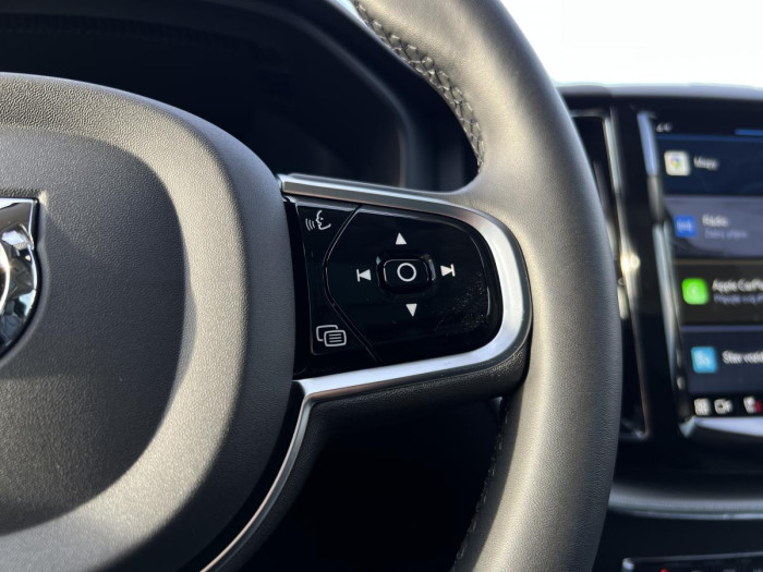 Volvo XC60 B4 AWD BRIGHT PLUS REZERVACE