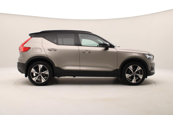 Volvo XC40 T4 R-DESIGN RECHARGE AUT 1.maj